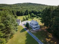One-of-a-kind 4 Acre Adirondack Escape Short Drive to LG & GORE Mountain!