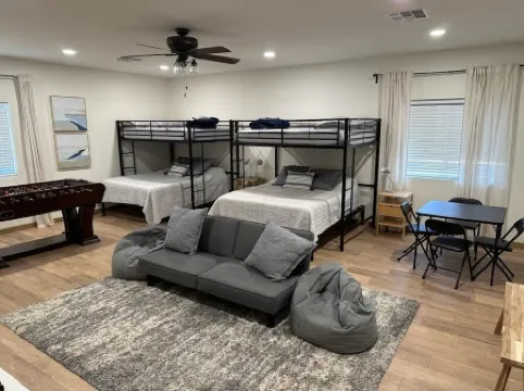 Family Friendly, Foosball, Sleeps 16, Fire Pit