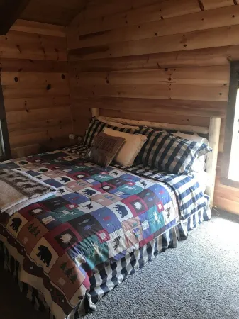 Great Smoky Mountains Retreat