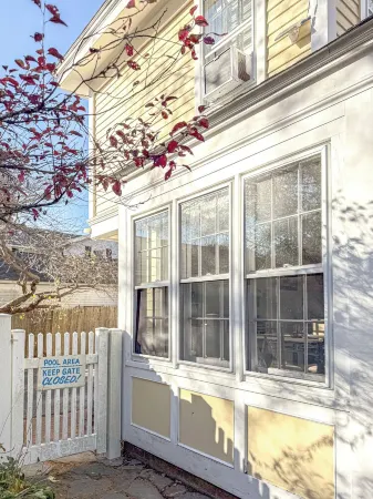 Groton Bay / Heated pool opens May 6th 2023!