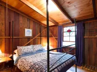 Jacaranda Cottage @ Hidden Valley Retreat Cottages Hotels in Grose Vale