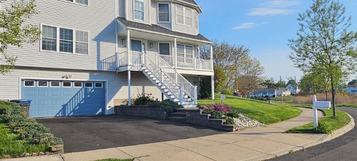 4000+ SqFt Home. Amazing Views, Private,  Close to Downtown and Yale Univeristy Hotels in New Haven