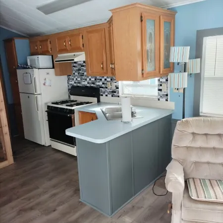 Park unit #4 for rent by Silver Lake NY