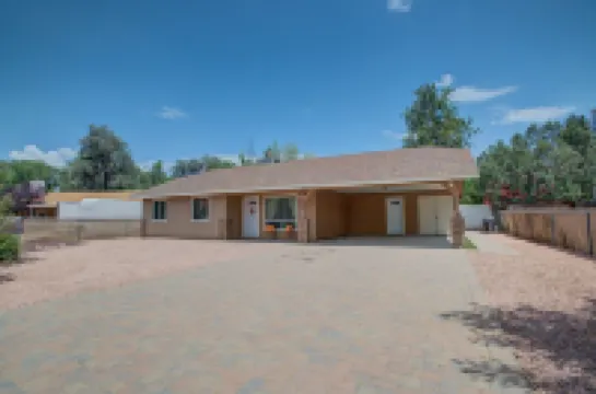 Chic & Serene Family Retreat Ideal Payson Locale