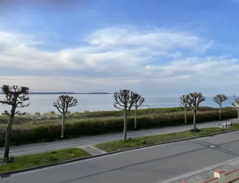 Ferienwohnung mit Direktem Meerblick und Wintergarten 拉博埃酒店