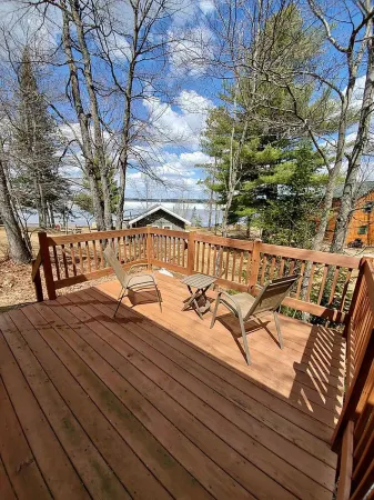 Cozy Cabin Getaway - Studio on ATV & Snowmobile Trail with Hi Speed WiFi