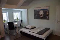 Newly built holiday apartment in a modern country house style. 10 min cycle path to the beach