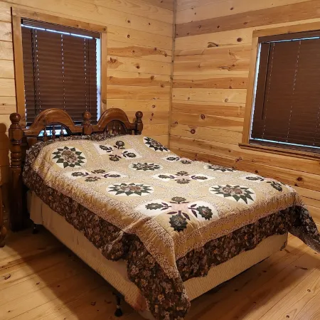Deer Run Cabin, Utopia TX