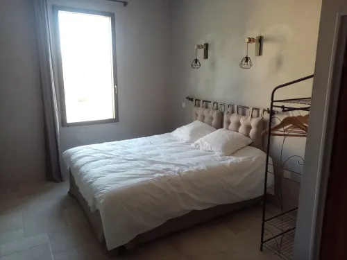 LE Passage 1 Hotels in Montaren-et-Saint-Mediers