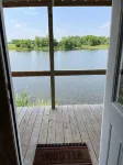 Lakefront Eagle Lodge