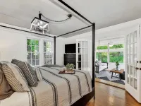 Sleepy Hollow Chateau