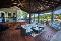 CALM, PEACEFUL COVE!  Lakefront Oasis w/ guest house + no stairs to huge dock!