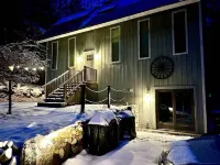 3 bedrooms, close to skiing and lakes. Hotels in Bridgton