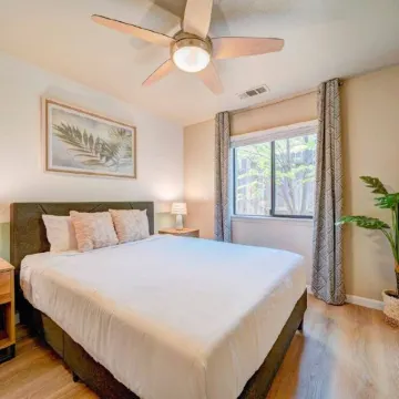 🏡 *NEW* The Artsy Abode ✨ Hot Tub ♨️ BBQ 🍖Foosball ⚽️