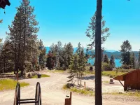 The Mill House at Elk Ridge Village Cabin 301A with Views of Flathead Lake Hotels in Lakeside
