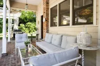 Elegant Victorian Walking Distance to Downtown Grass Valley