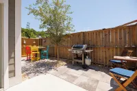 CrabaCabana in the Center of Corolla - 7minwlk2beach&sound/private patio