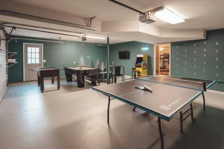 Bigfoot's Hideout: A Hocking Hills Escape