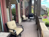 Beautiful, Comfortable, Well Appointed House; Amazing Views, Excellent Location