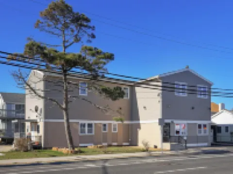 Great Seaside Family Escape - Walk to Beach and Bay - Badges, Parking, BBQ Hotels near Seaside Park