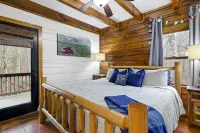 Relax & Play at Waterfront Mountain Cabin Retreat Private Lake~Fish~Canoe~Kayak