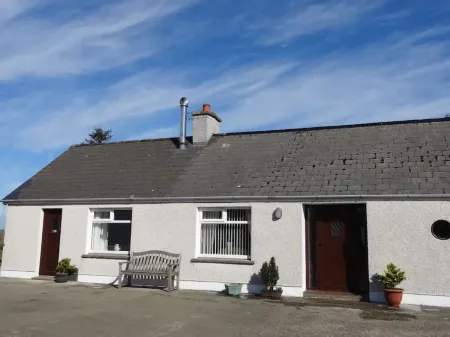 Porthole Cottage, Whitepark Bay, Bushmills Отели рядом с достопримечательностью «Замок Данлюс»
