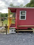 Remodeled Train Caboose, Close to Town and Long Point Trailhead - 3-Star