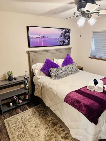 Incline Lake Tahoe Sauna Pool BBQ Beach Skiing Pets Toys Bch Chairs Umbrella Отели рядом с достопримечательностью «Санд Харбор»