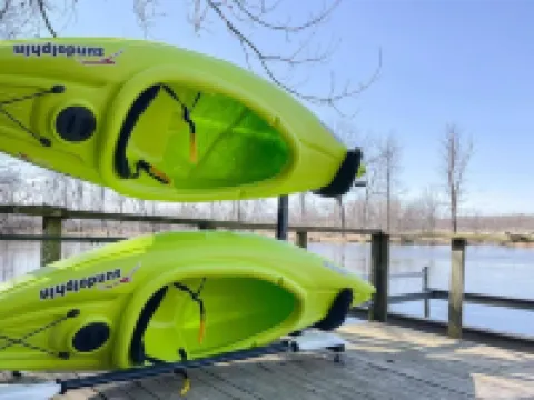 RiverFront Cottage>Private Pier>Firepit & Wildlife Hotels in Green Lake County