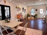 Walk to Main St, Game Room w/Arcade Cozy Cottage Sleeps 6