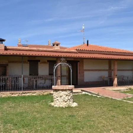 Casa Los Quiñónes - Enjoy the countryside close to Salamanca