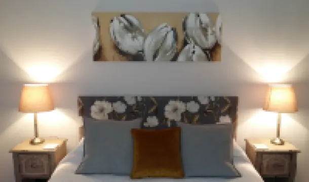 Cottage for Two in Cheadle close to Alton Towers & Stoke on Trent