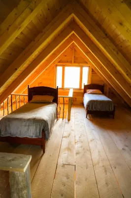 Coastal Maine Nature Retreat Cabin on Flower Farm