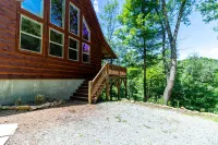 Beautiful Secluded Cabin near Boone