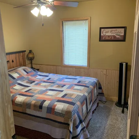 Lake Nokomis Breezy Bay Lakeside Cottage Quiet Retreat