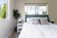 Mountain Base Home Near Seattle & Bellevue | Gym & Game Room Hotels near Safeway