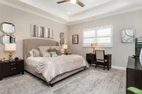 Naples Park Charm by Vanderbilt Beach w/Heated Pool - Special Offer, Book Now!