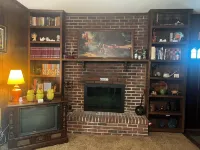 Groovy 1970s Home in central Indiana with basement full of entertainment! Hotels in Carmel