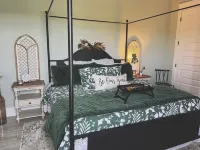 Cozy One Room Studio in Wine Country! Hotel di 