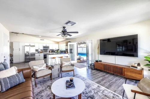 MUST SEE! Heated Jacuzzi w/ Pool! Newly Remodeled! Mid-Century Modern Decor!