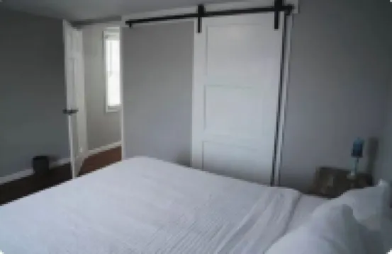 Charming one-bedroom house with a king size with AC and WiFi in enjoyable Wabash