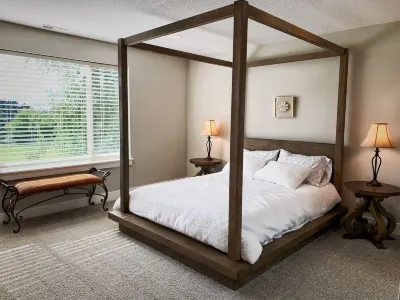 NEW Stylish LUX 5B/3.5BR Retreat, Close to Parks Hotel in zona Hawks View Winery