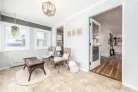 New! Lovely 1BR. Walk to Main St