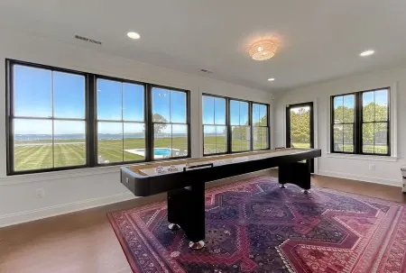 RANCH AT ROYAL OAK- Exclusive waterfront pool pier