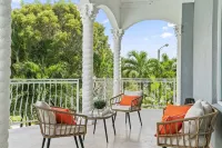 Luxury 7Br, Pool, Games, Beach, 12Min to Airport