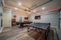 Lakefront with game room & kayaks! Sleeps 12!