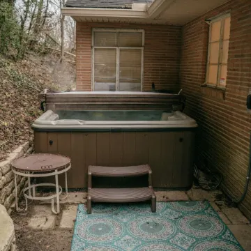 Vintage Vibes! Mid century style with modern comfort.