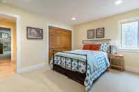 Family Vacation with Decorated Modern Comfort