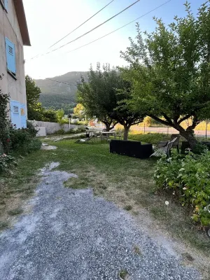 Apartment like a house 4 p 95 m2,3 bedrooms mountain view - outside access ケヨル峠周辺のホテル