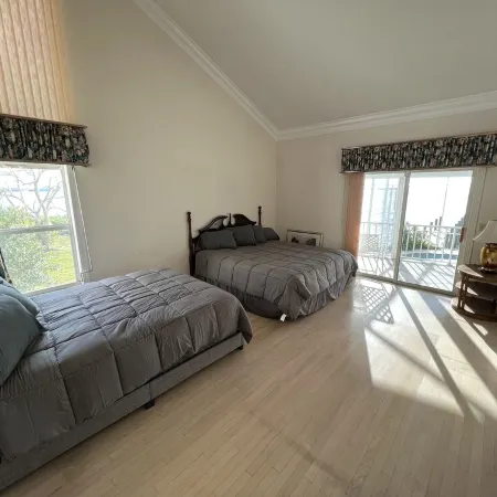 The Bays Edge Retreat Waterfront